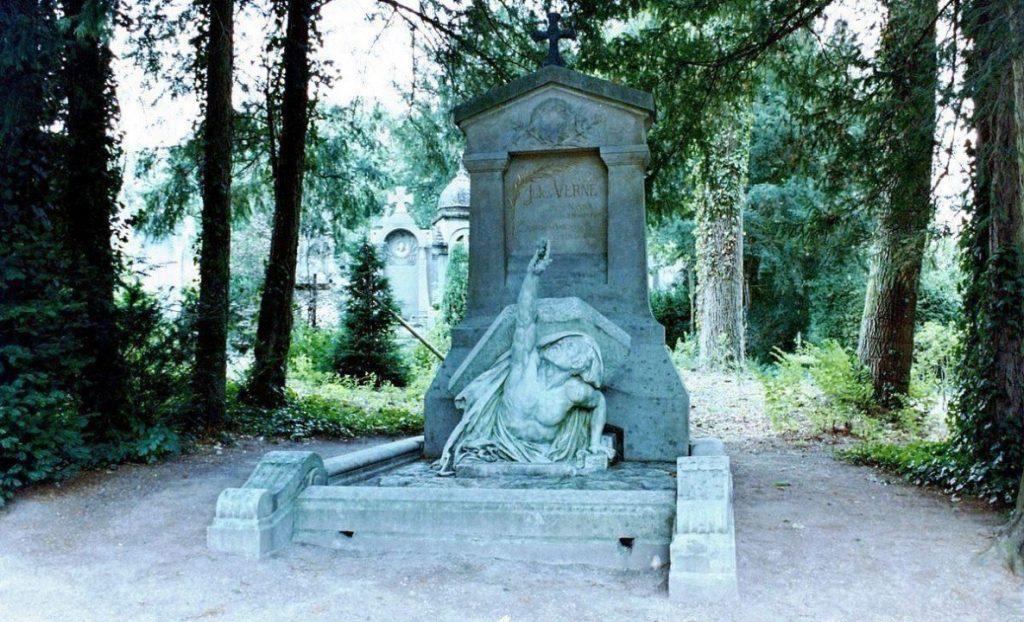 Jules Verne’s Tomb