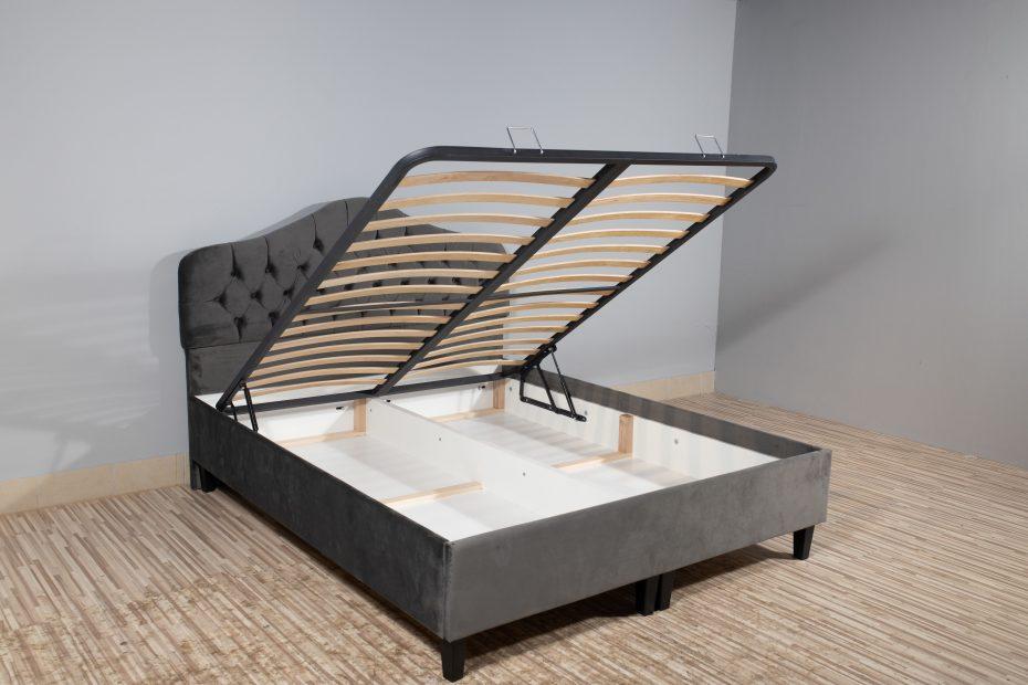 platform bed