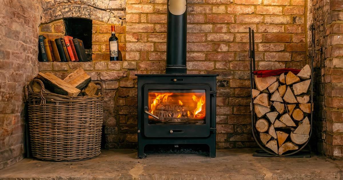 Best Firewood Logs for Your Wood Burning Stove